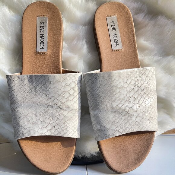 Steve Madden Shoes - Steve Madden Women's Karolyn White Snakeskin Slides Slip On Sandals Size 9